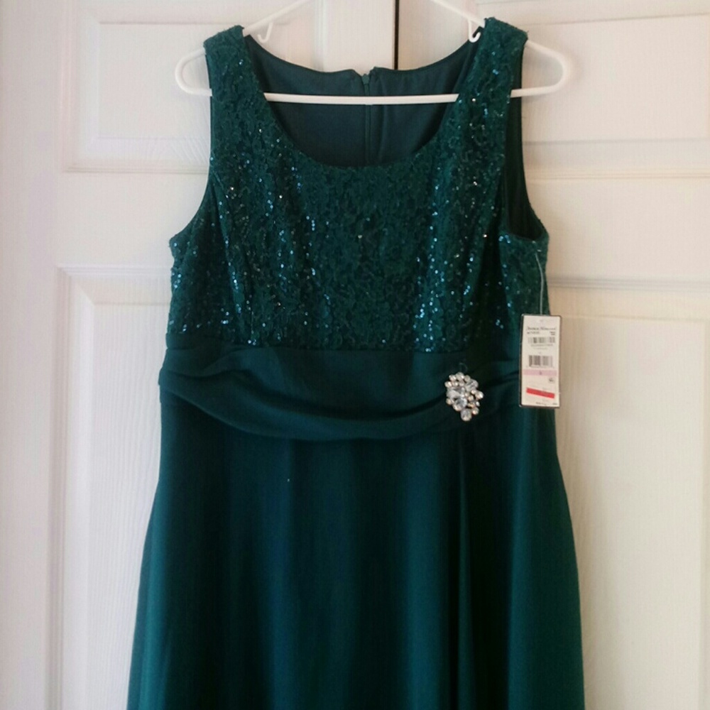 Jessica Howard Teal Colored Gown - Picture 2 of 4